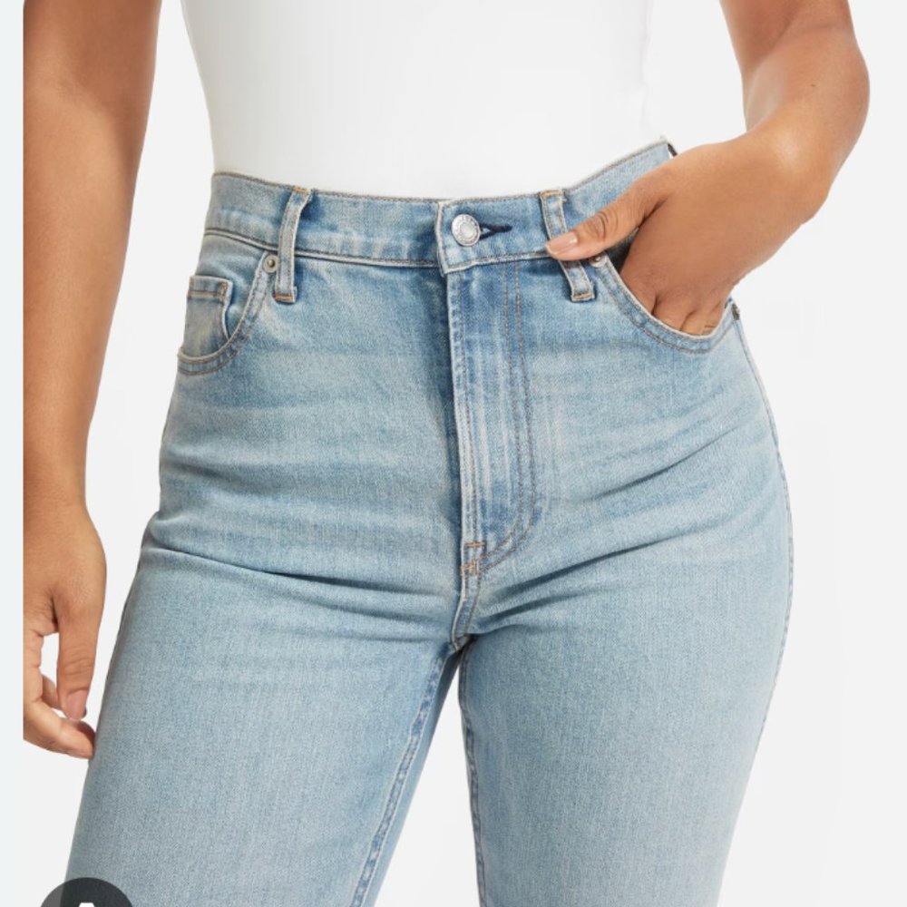 Everlane Cheeky Bootcut Jean - Light Wash - Size 24 (Fits like 25)